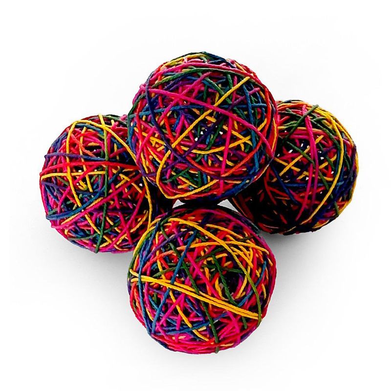 Esferas Decorativas de Hilo Multicolor 2.5 Plg  4 Pzas