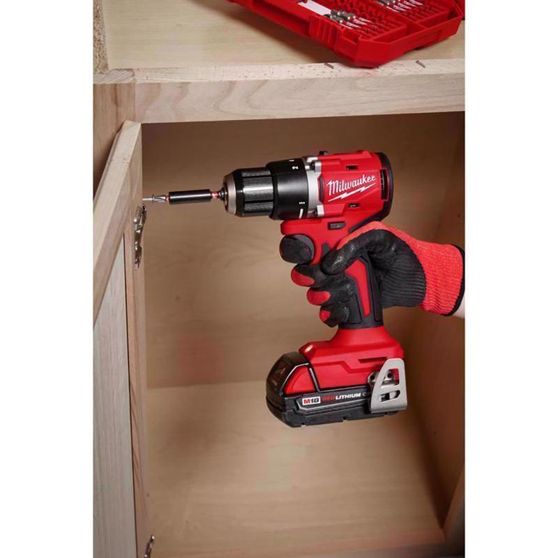 Taladro Destornillador Inalámbrico Compacto M18 de 1/2 Plg
