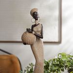 Figura Decorativa de Mujer Africana con Vasija Texturizada 10x9.5x32.5 Cm