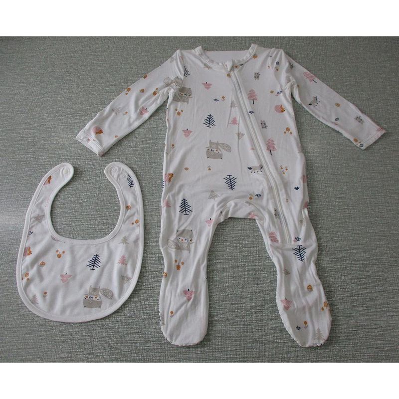 Pijama y Babero Estampado Ardilla - Varias Tallas