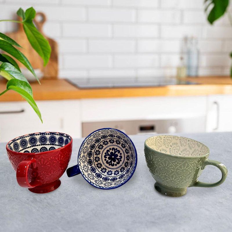 Taza con Relieve Colores Surtidos