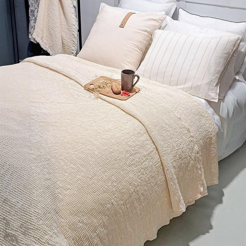 Cubrecama Beige King