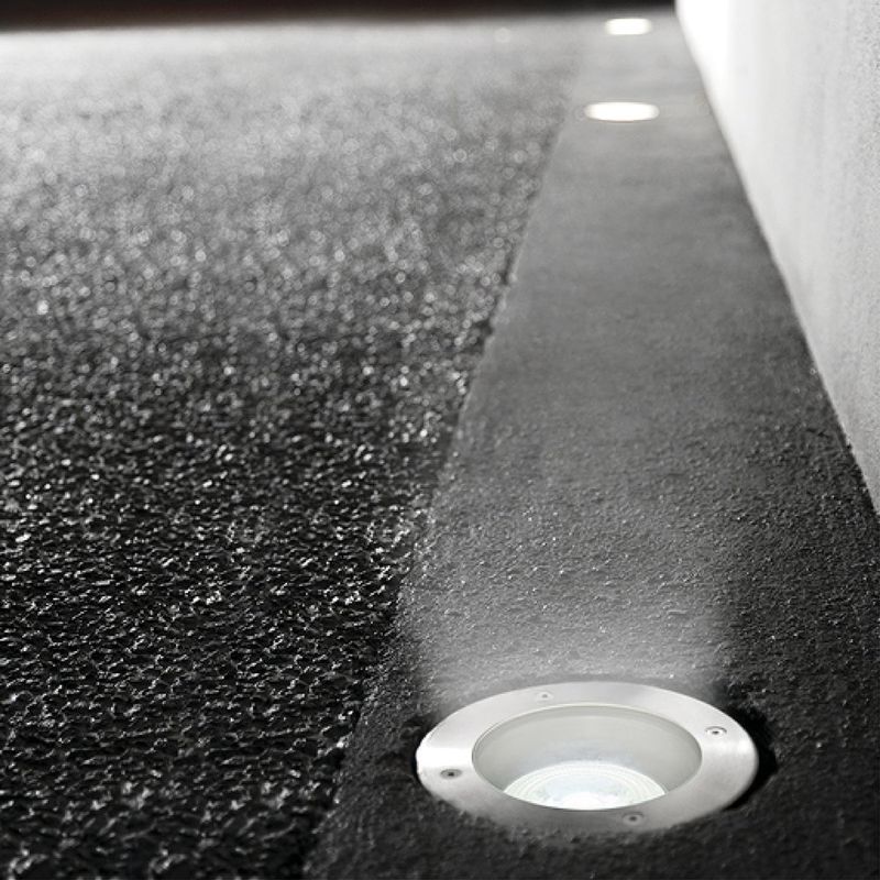 Lámpara de Piso para Exterior Negra IP65