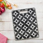 Tabla-Para-Picar-Blanco-Y-Negro-38X30X1.2-Cm---Ultimate