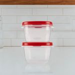 2-Pack-Cont.Easy-Find-2-Tzs.---Rubbermaid