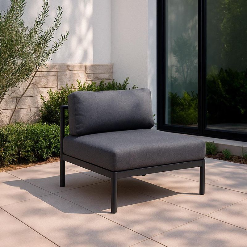 Sillon-Exterior-Idun-1-Plaza-Negro