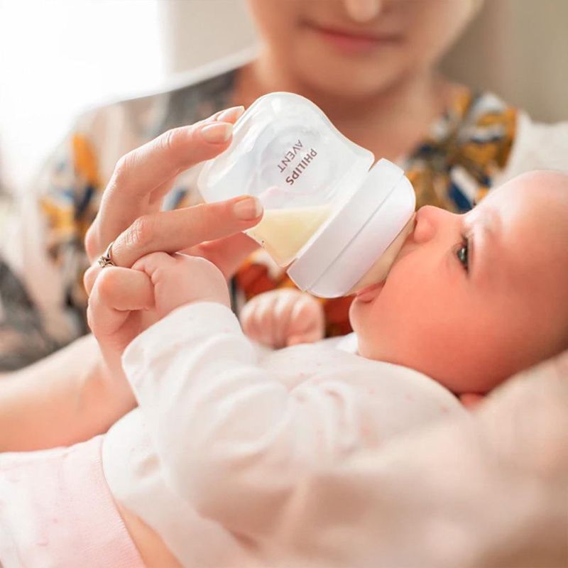 Set-de-2-Biberones-Philips-Avent-Natural-Response-con-Valvula-AirFree-de-125-Ml