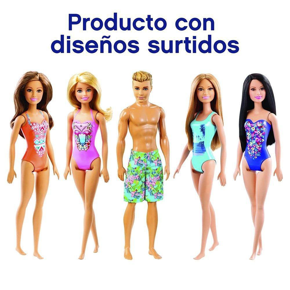 Barbies en la online playa