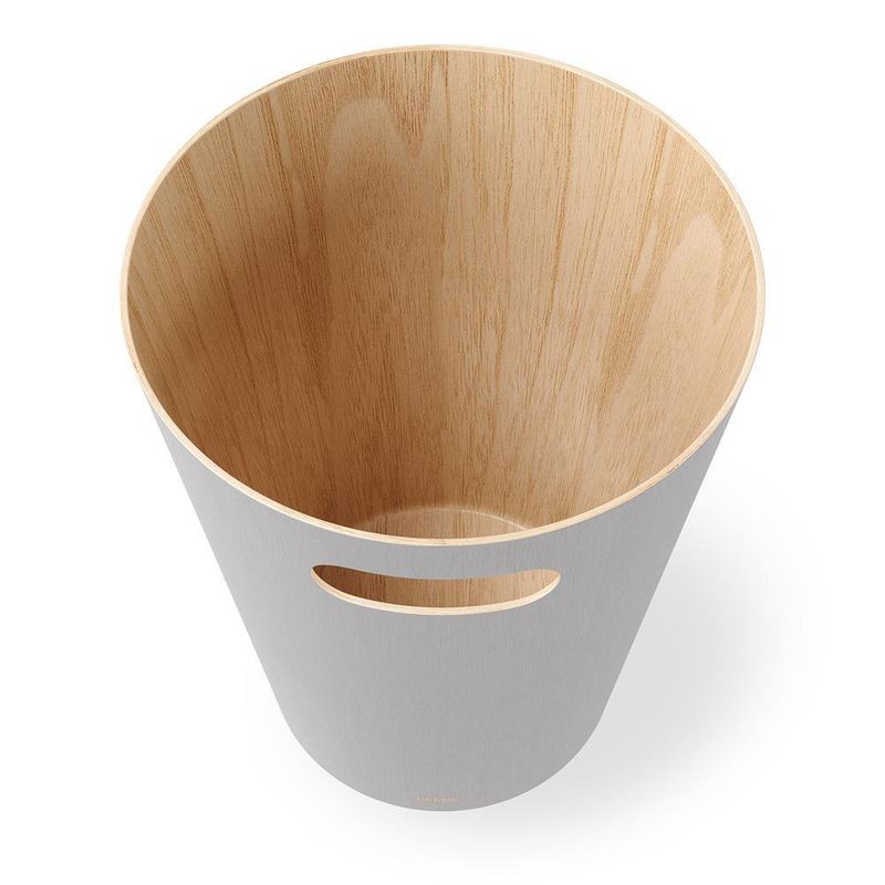 Papelero Woodrow Gris Claro Y Madera Natural - Umbra