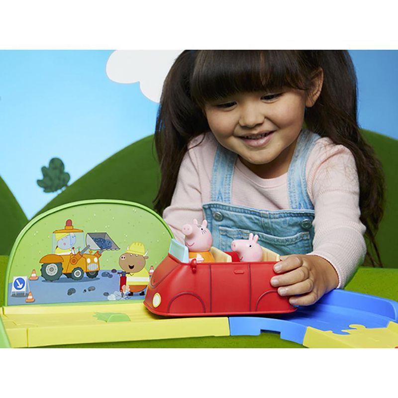 Peppa Pig Toys Peppa's Waterpark Playset, Peppa Pig Playset con 2 figuras  de Peppa Pig y juguetes preescolares para niñas y niños de 3 años en