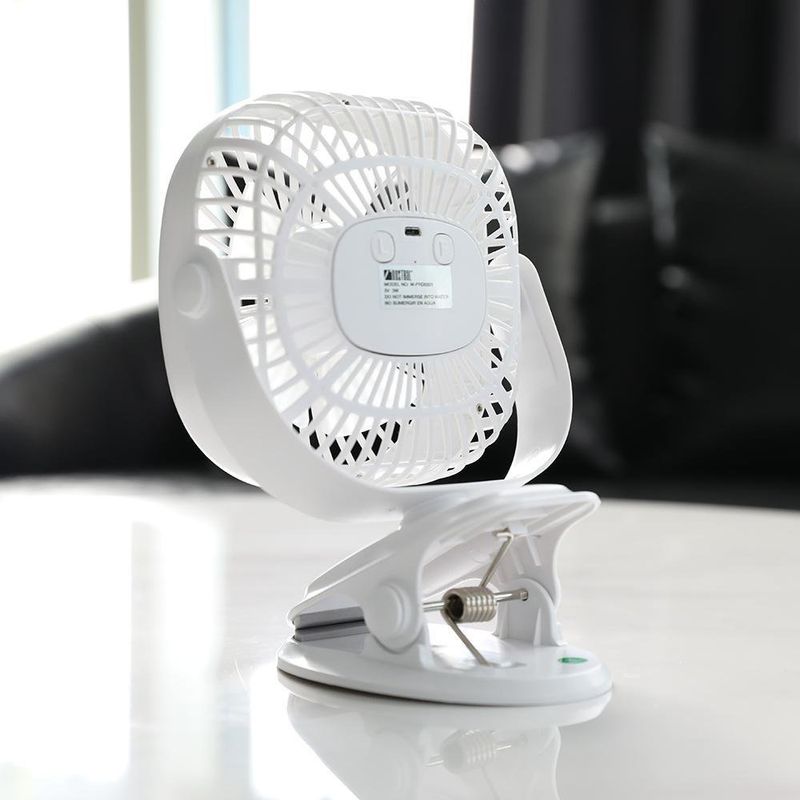 Ventilador Para Escritorio Recargable Blanco De 5 Plg - Rosthal