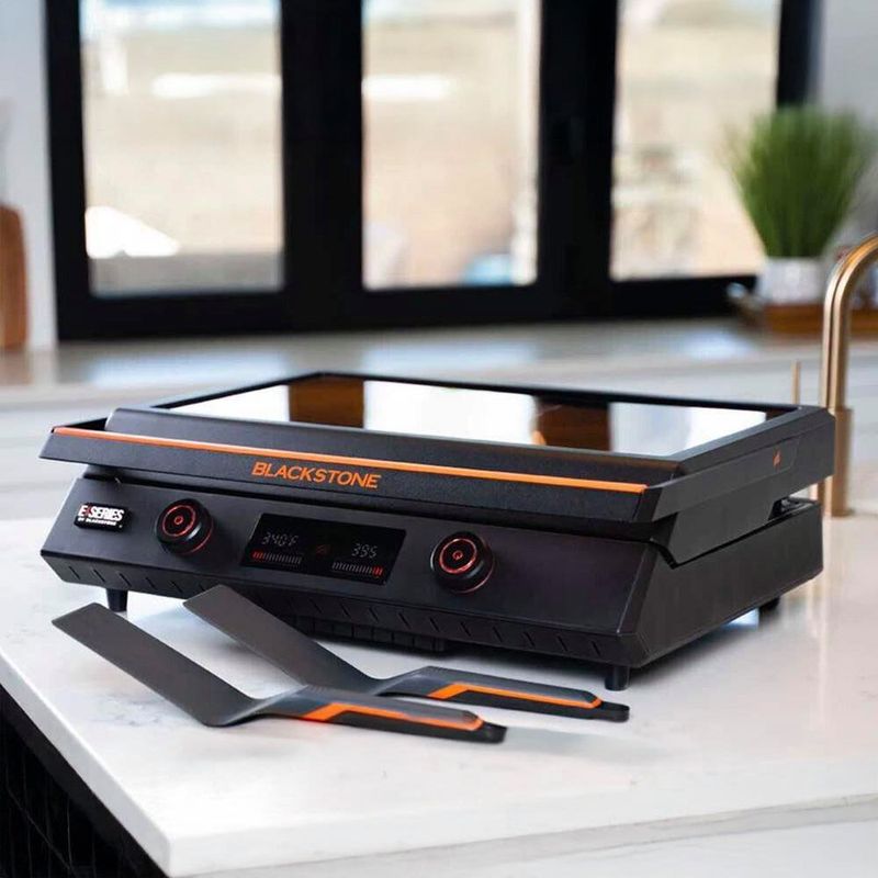 Plancha Eléctrica Antiadherente 22 Plg