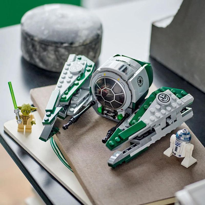 Caza Estelar Jedi De Yoda 253 Pzas - Lego