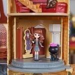 Harry-Potter-Hogwart-s-Castle---Wizarding-World