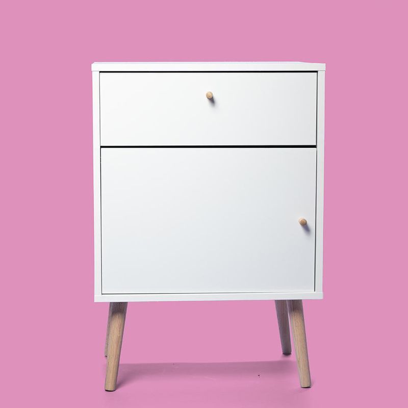 Mesa-de-Noche-Zoe-Blanco-1-Gaveta-y-1-Puerta