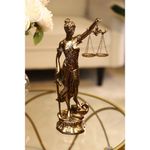 Dama De La Justicia Color Bronce 13x12x42 Cm - Concepts
