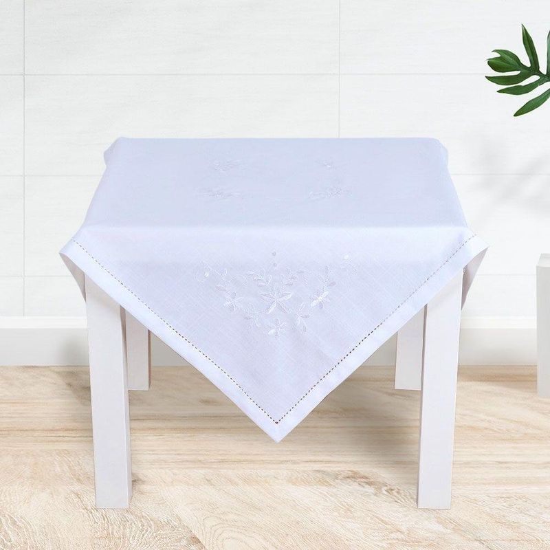 Mantel-Blanco-Diseño-De-Flores---Viva-Varios-Tamaños